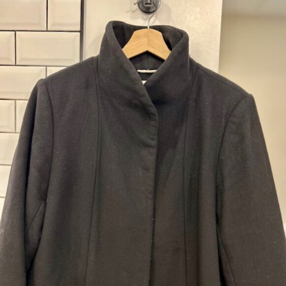 Aritzia Cocoon Coat - Black Wool Cashmere - Size: XL - Picture 2 of 3